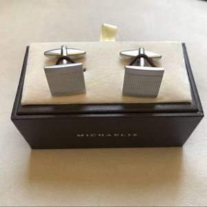 Michaelis cuff links
